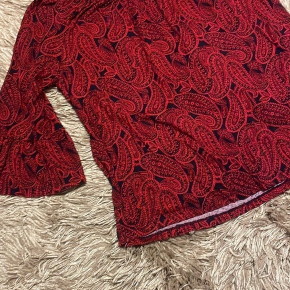 MICHAEL Michael Kors Red & Black Flare Sleeves Top Size Small - Picture 2 of 9